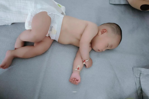 武汉三个月宝宝身高体重